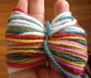 tying pompom